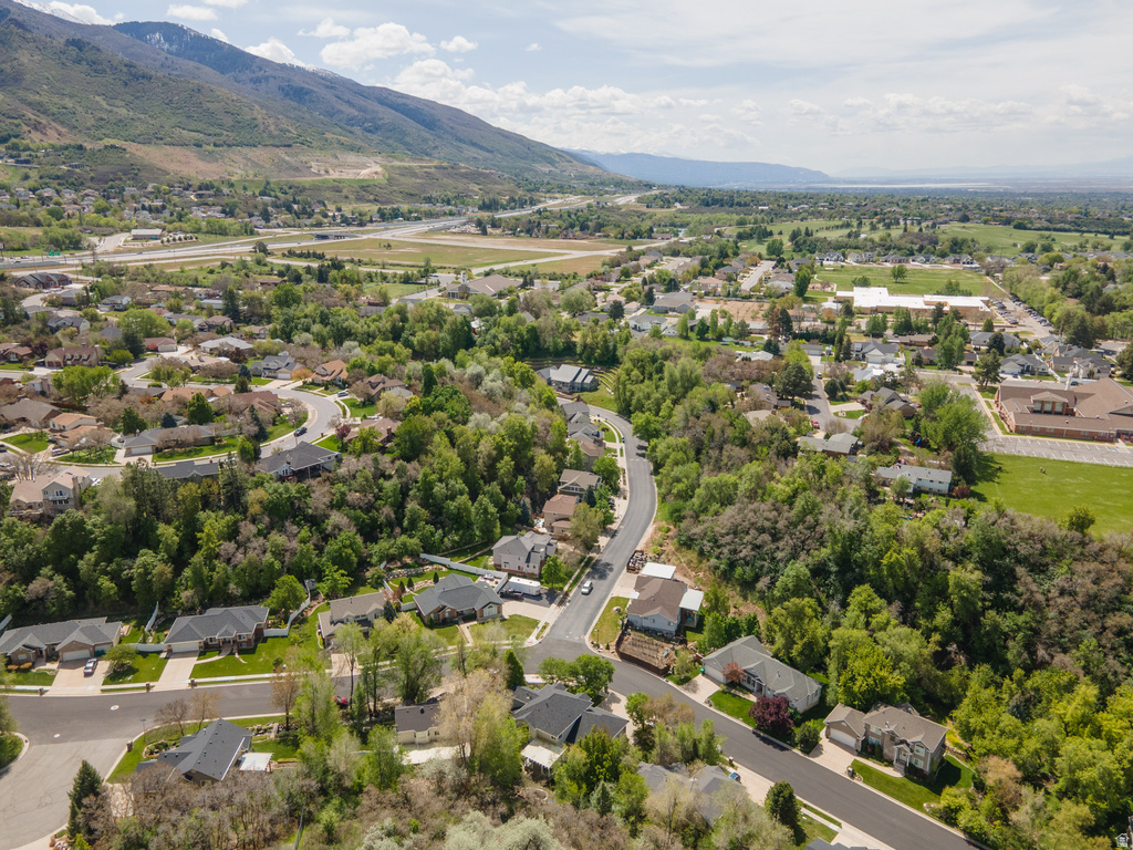 2573 E KAYS CREEK DR Layton, UT 84040