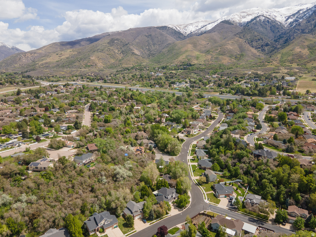 2573 E KAYS CREEK DR Layton, UT 84040