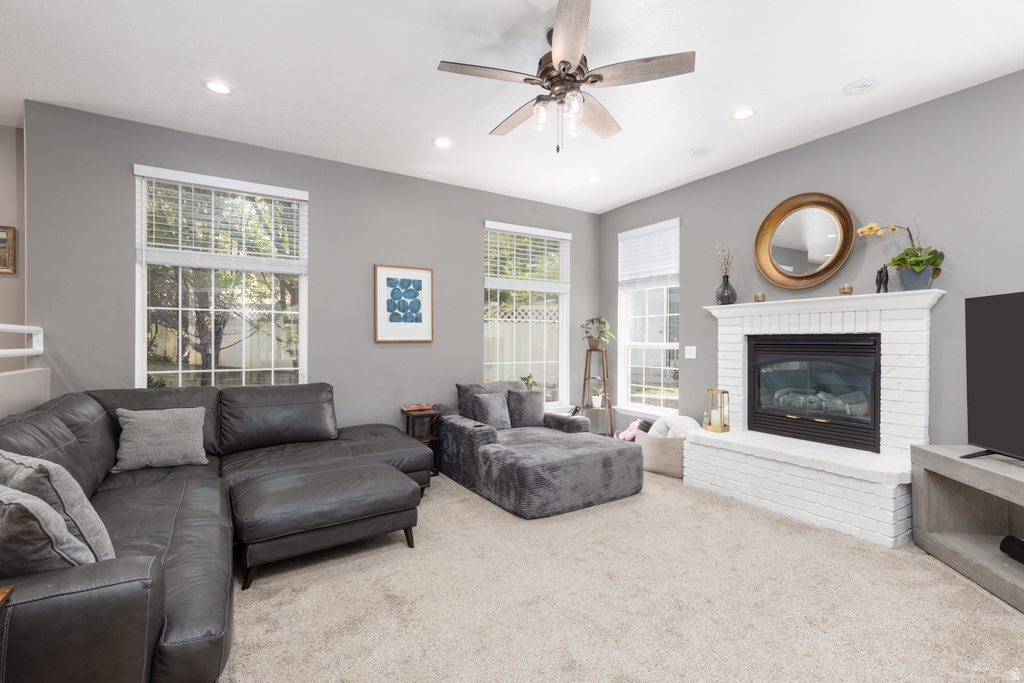 2573 E KAYS CREEK DR Layton, UT 84040