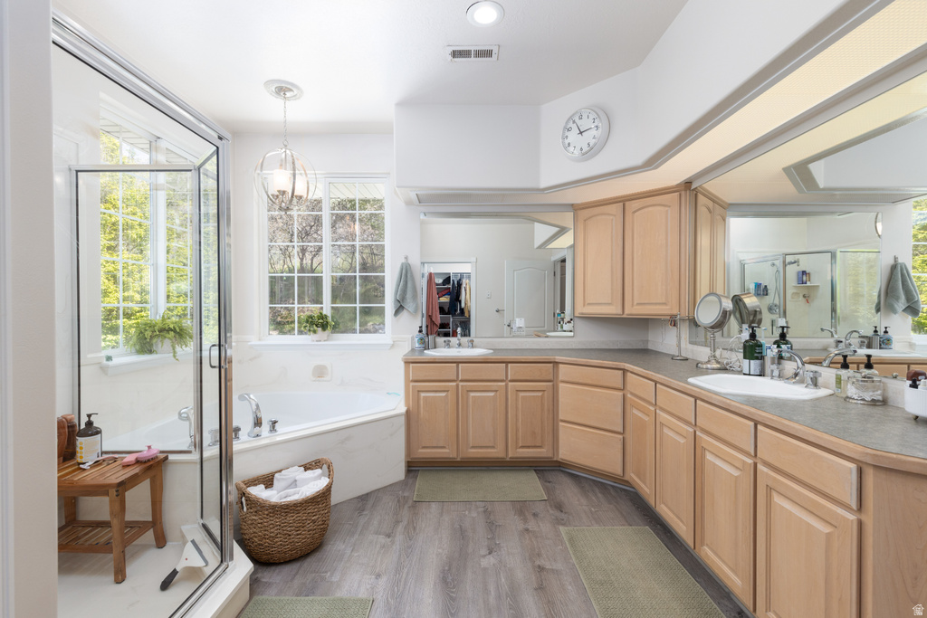 2573 E KAYS CREEK DR Layton, UT 84040