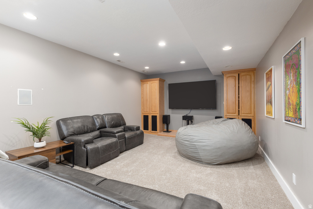 2573 E KAYS CREEK DR Layton, UT 84040