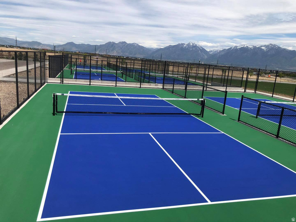 5249 W REVENTON DR #204 South Jordan, UT 84009