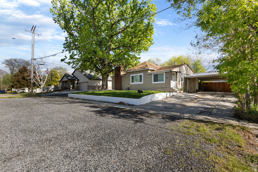 265 W 100 N Springville, UT 84663