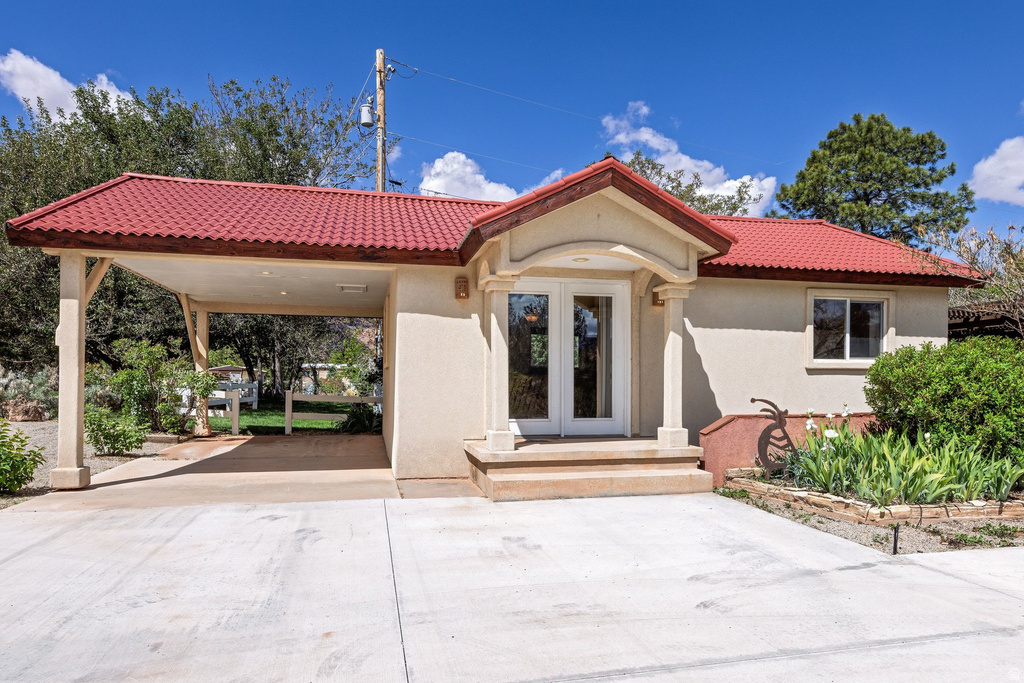 2810 E NUEVO CT Moab, UT 84532