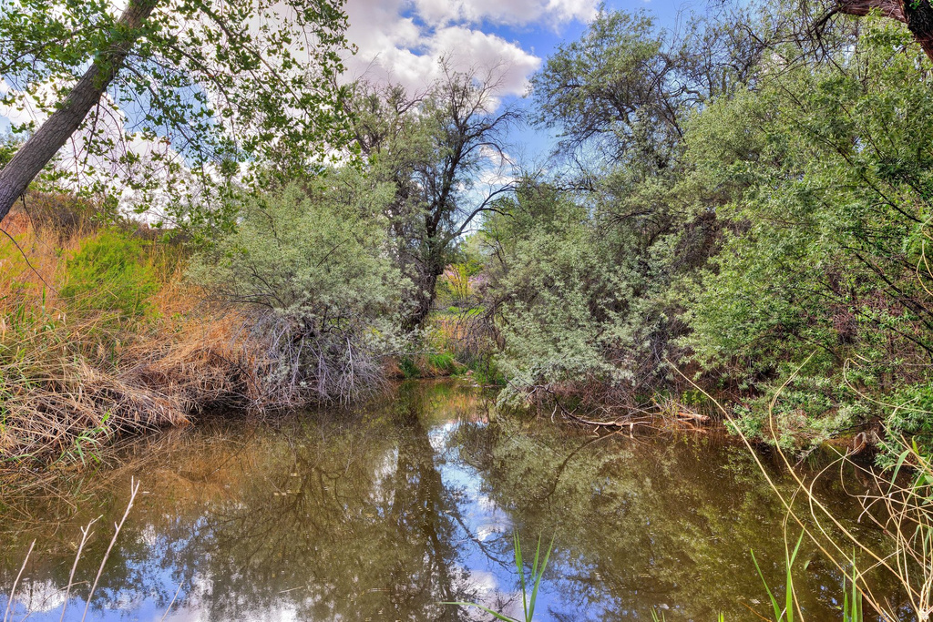 2810 E NUEVO CT Moab, UT 84532