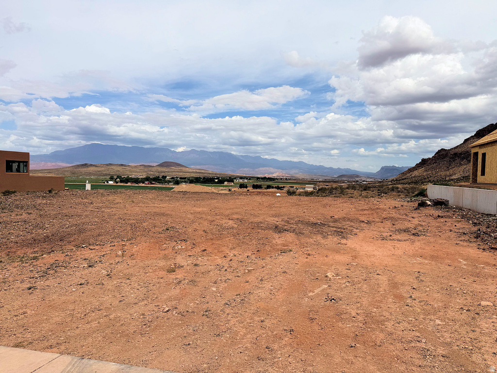 850 W ROCK VIEW DR Hurricane, UT 84737