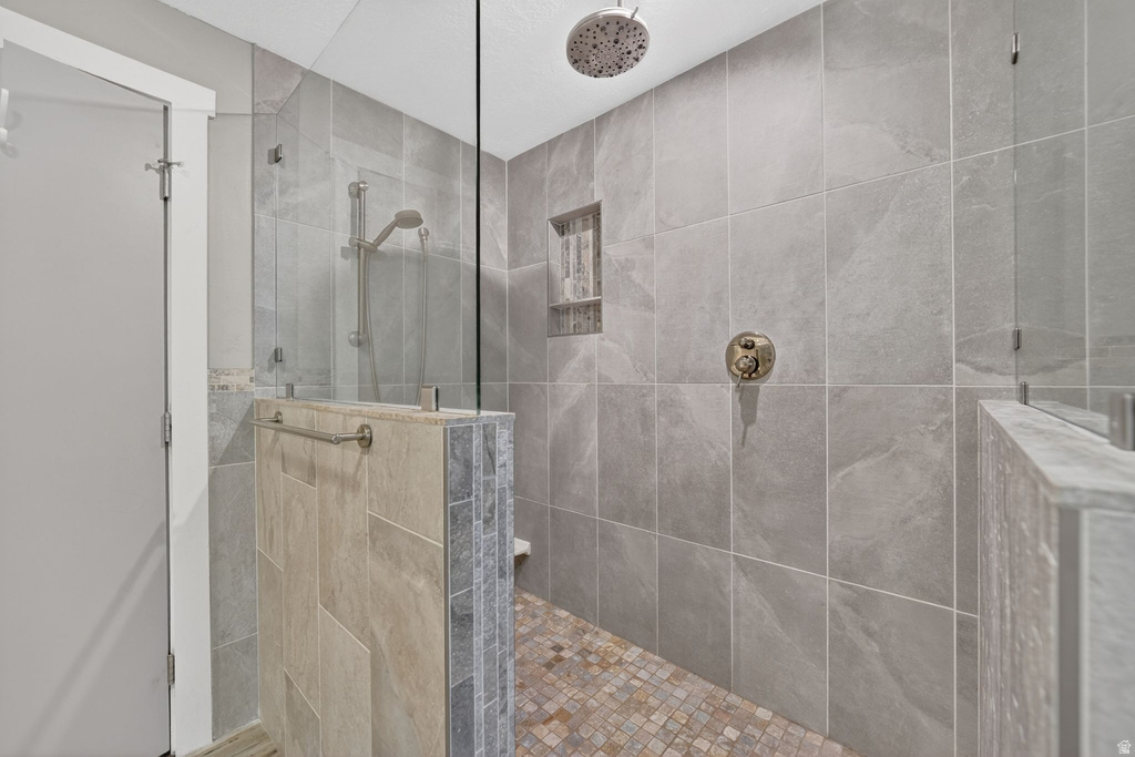 8528 S OTTER CREEK DR West Jordan, UT 84081