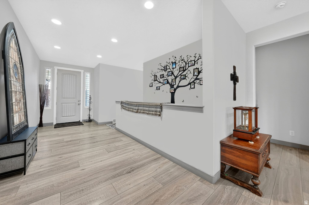 8528 S OTTER CREEK DR West Jordan, UT 84081