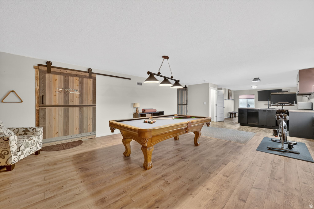 8528 S OTTER CREEK DR West Jordan, UT 84081