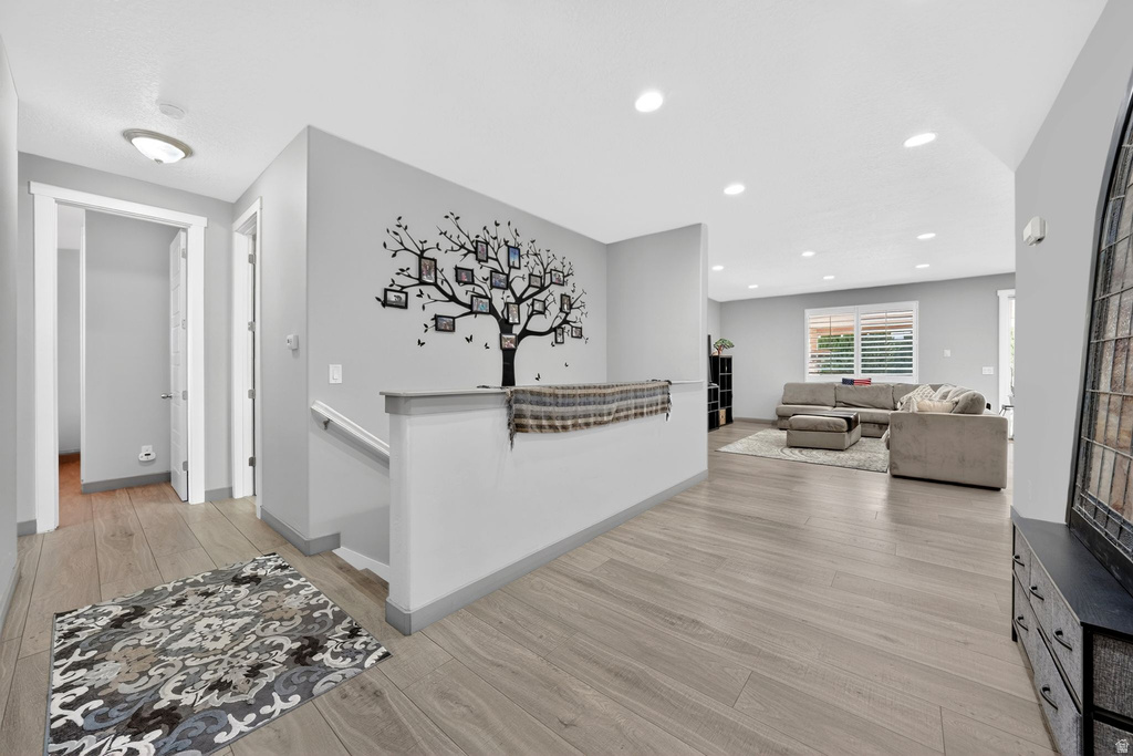 8528 S OTTER CREEK DR West Jordan, UT 84081