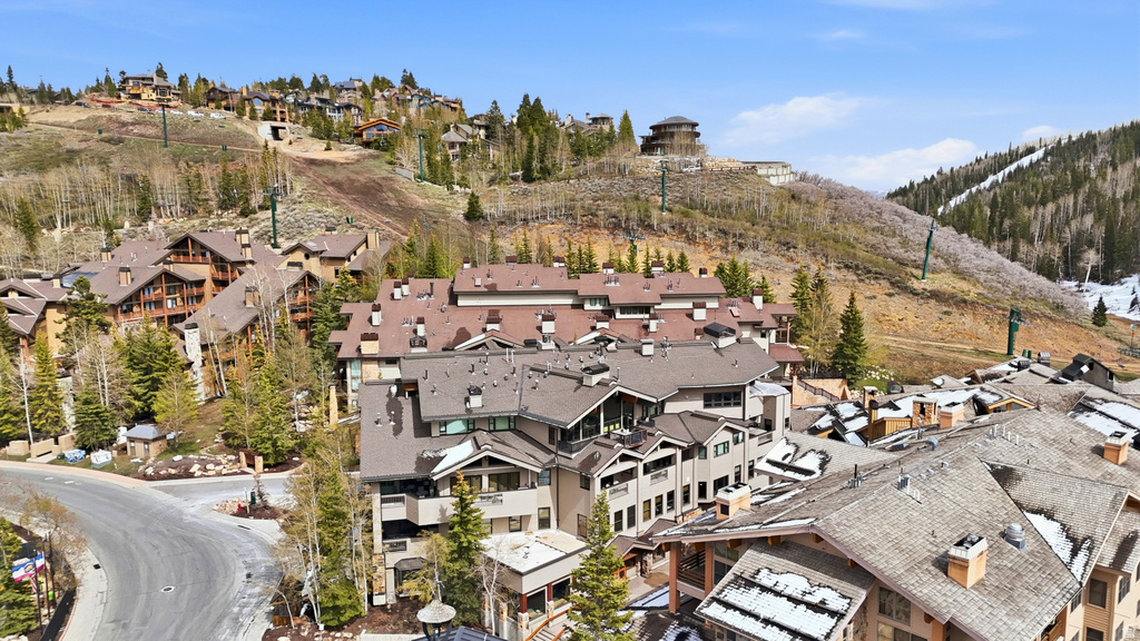 7620 ROYAL ST #402 Deer Valley, UT 84060