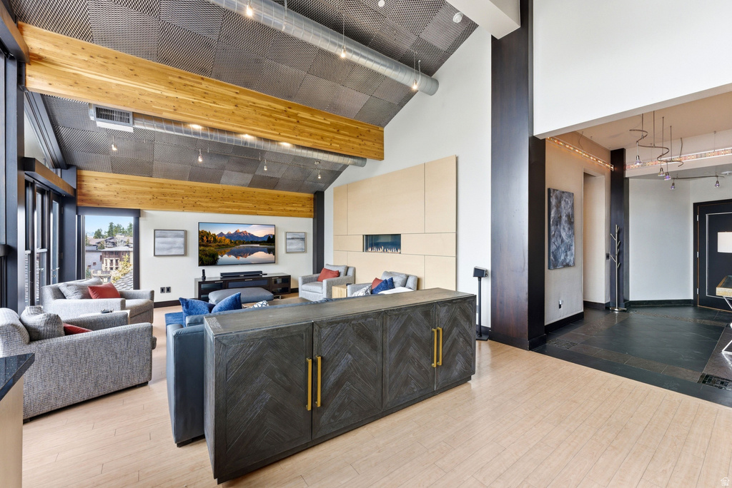 7620 ROYAL ST #402 Deer Valley, UT 84060