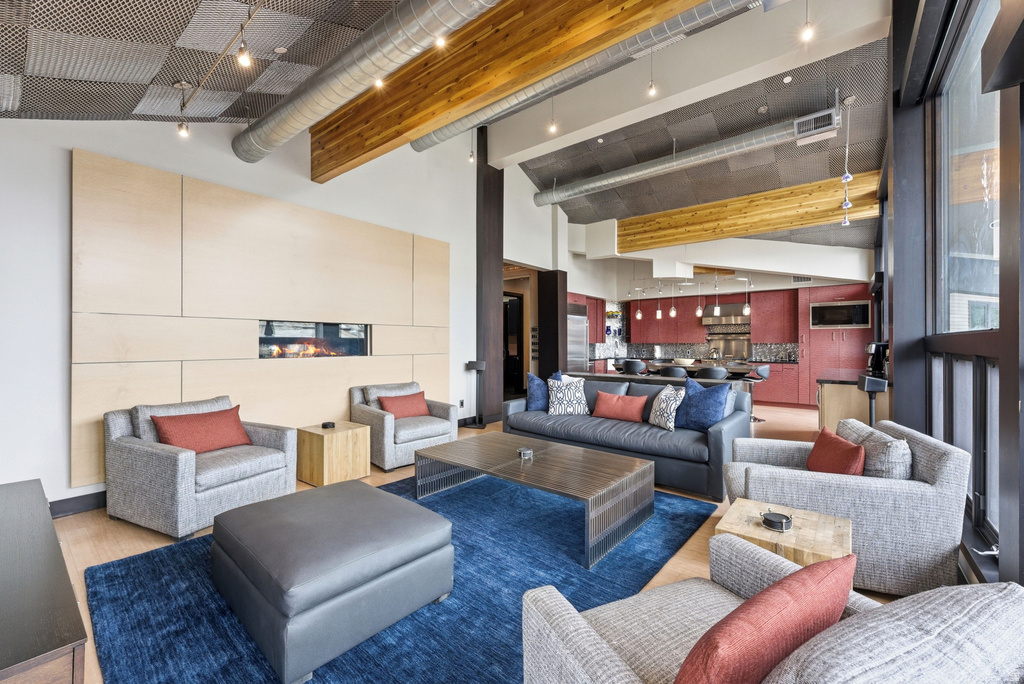 7620 ROYAL ST #402 Deer Valley, UT 84060