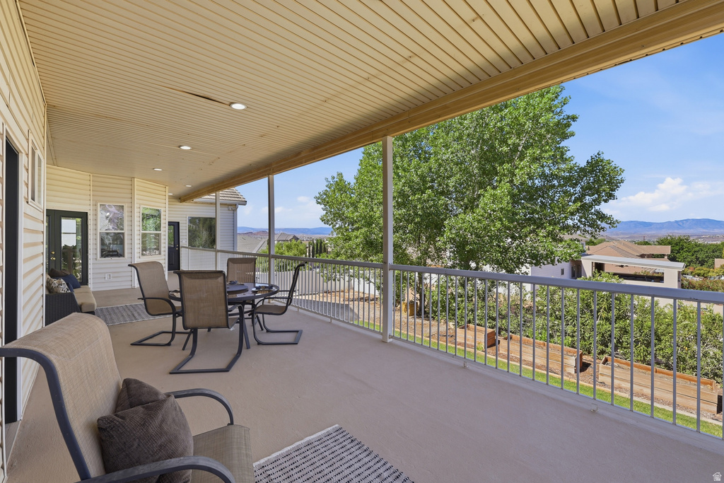 3066 S KINGS COURT LN Washington, UT 84780