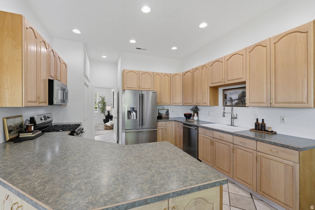 3066 S KINGS COURT LN Washington, UT 84780