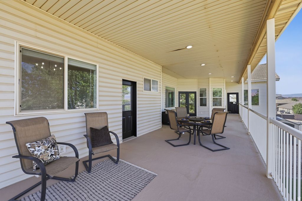 3066 S KINGS COURT LN Washington, UT 84780