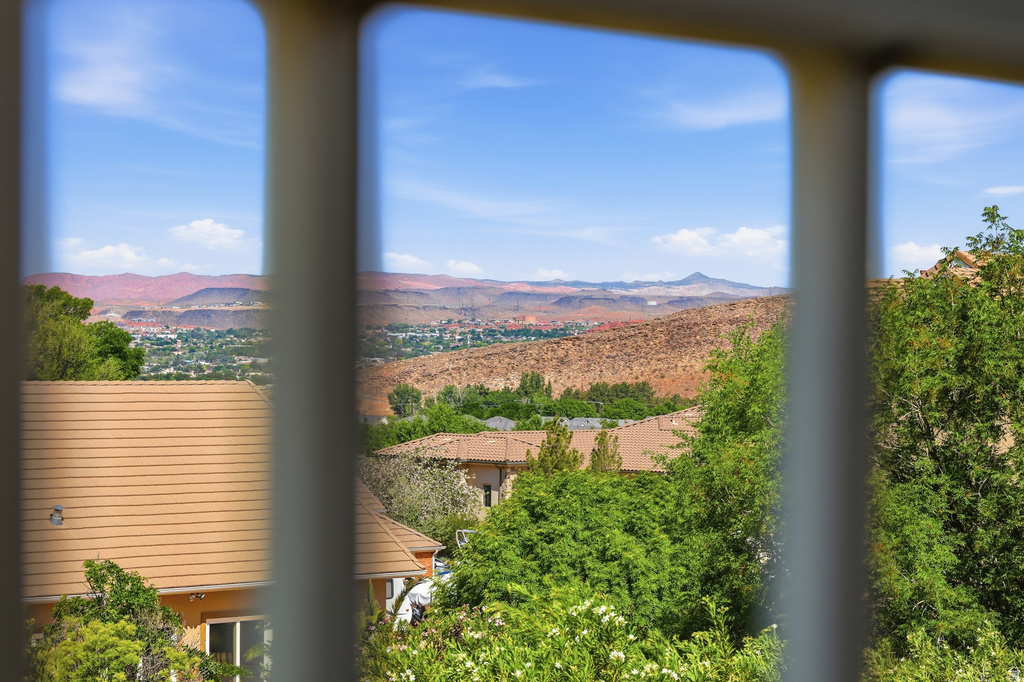 3066 S KINGS COURT LN Washington, UT 84780