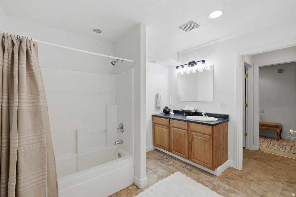3066 S KINGS COURT LN Washington, UT 84780