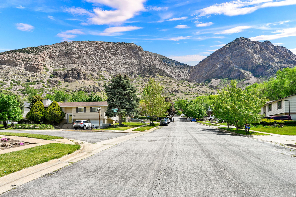 1025 E 800 N Ogden, UT 84404