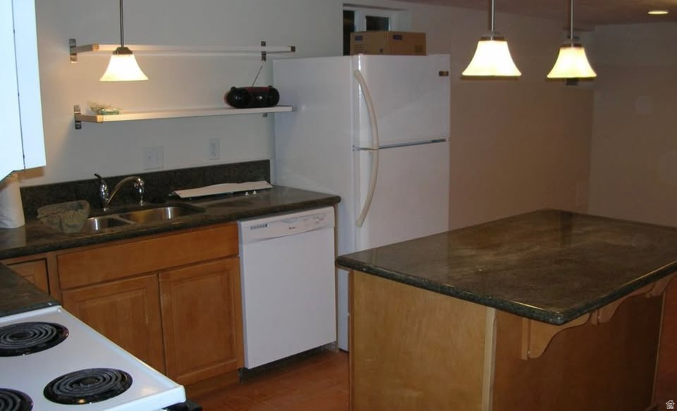 803 E COATSVILLE AVE Salt Lake City, UT 84105