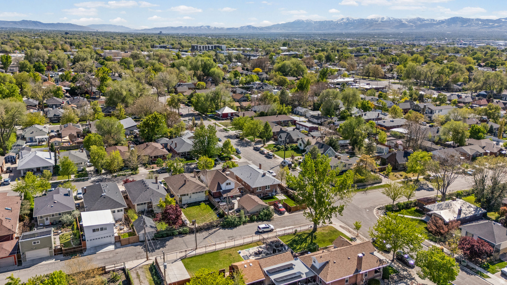 803 E COATSVILLE AVE Salt Lake City, UT 84105
