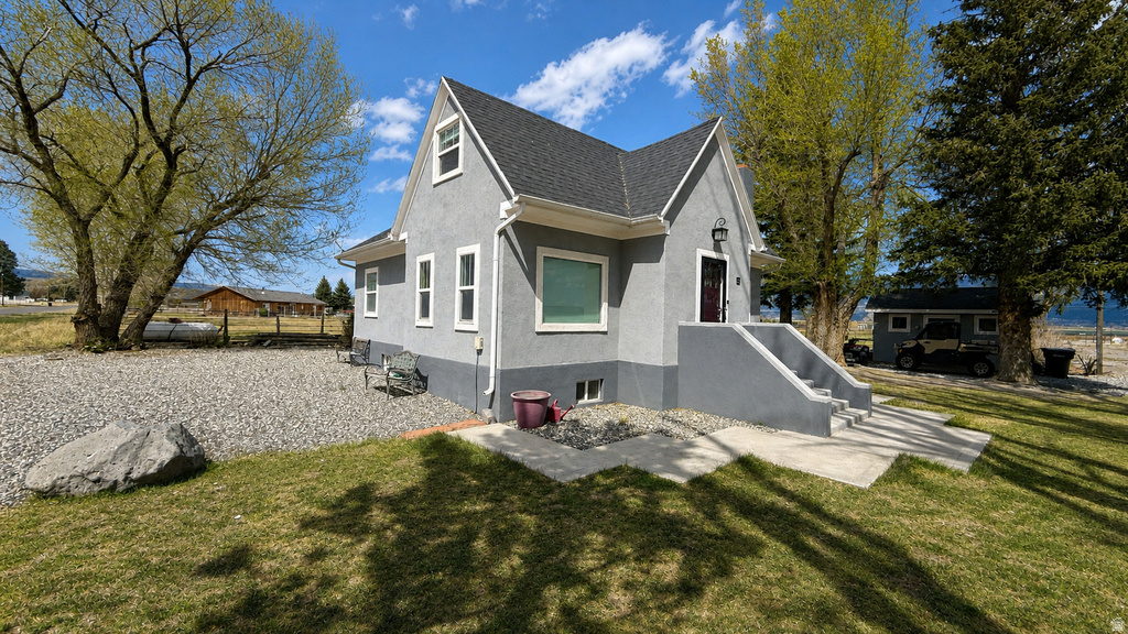296 W 300 S Loa, UT 84747
