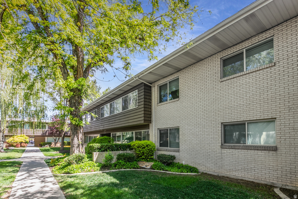 1158 E 2700 S #I66 Salt Lake City, UT 84106