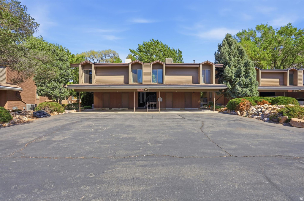 1332 MILLCREEK DR #1 Ogden, UT 84404