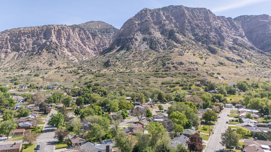 1115 E COLLINS BLVD Ogden, UT 84404