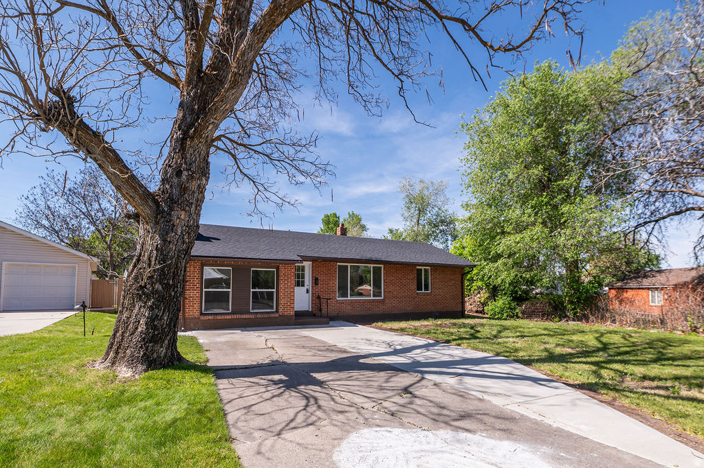 1115 E COLLINS BLVD Ogden, UT 84404