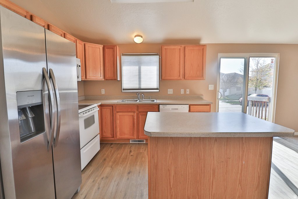 6723 W OAK FARMS DR West Jordan, UT 84081