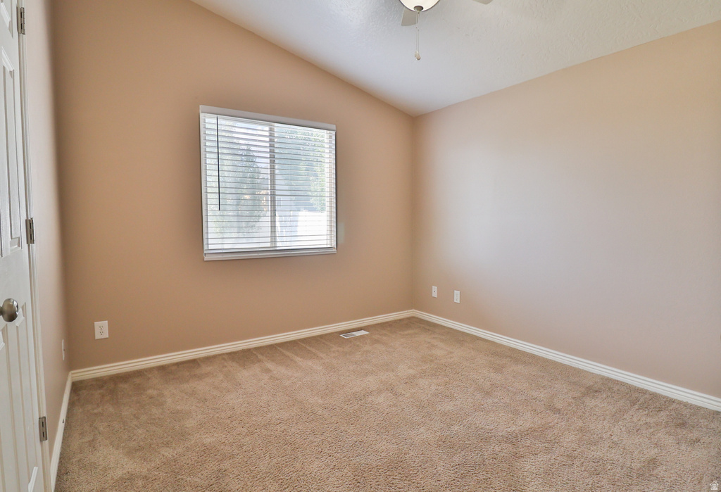 6723 W OAK FARMS DR West Jordan, UT 84081