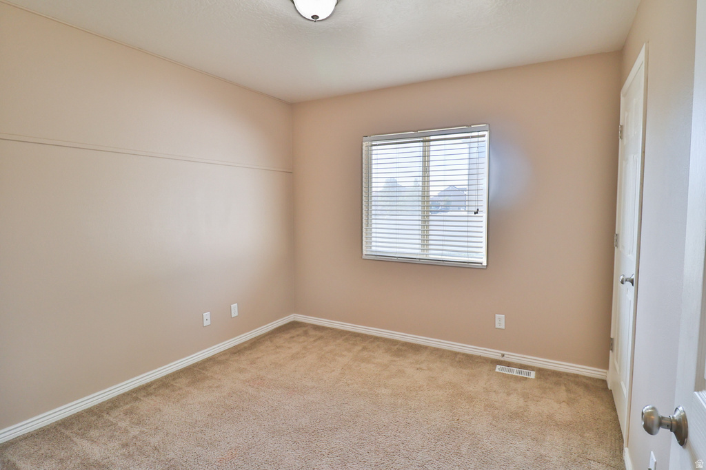 6723 W OAK FARMS DR West Jordan, UT 84081