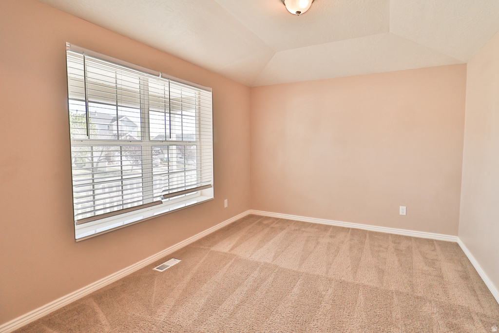 6723 W OAK FARMS DR West Jordan, UT 84081