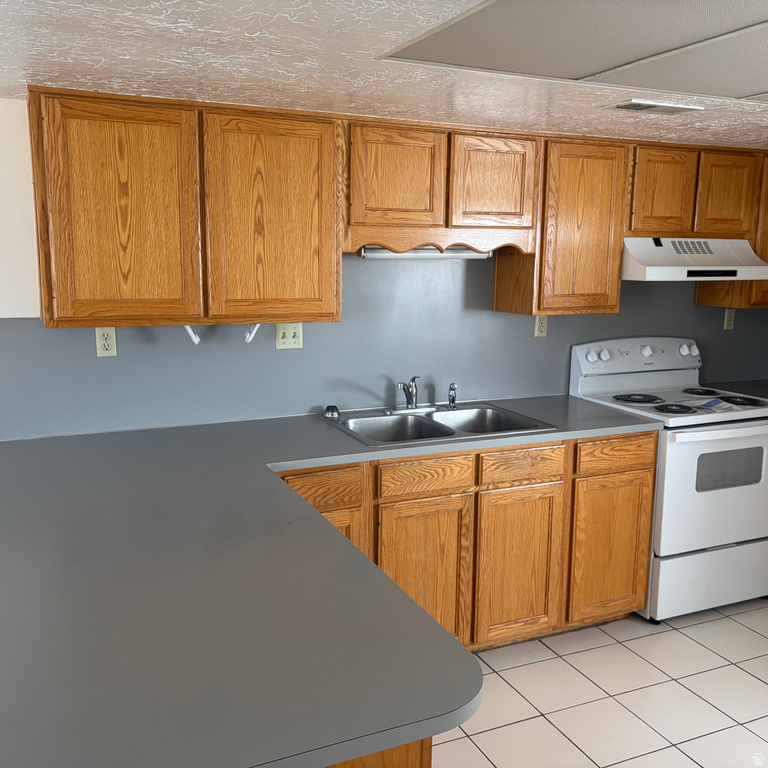 4372 S 700 W Ogden, UT 84405