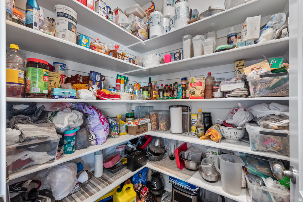 4352 S 3600 W West Haven, UT 84401