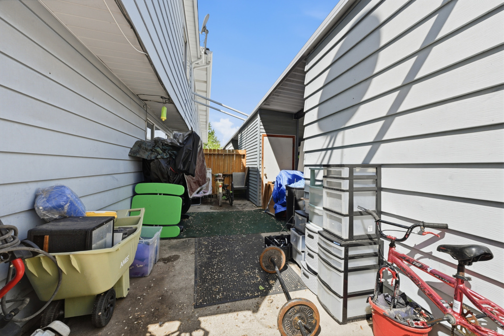 1088 NAYON DR #J Layton, UT 84040