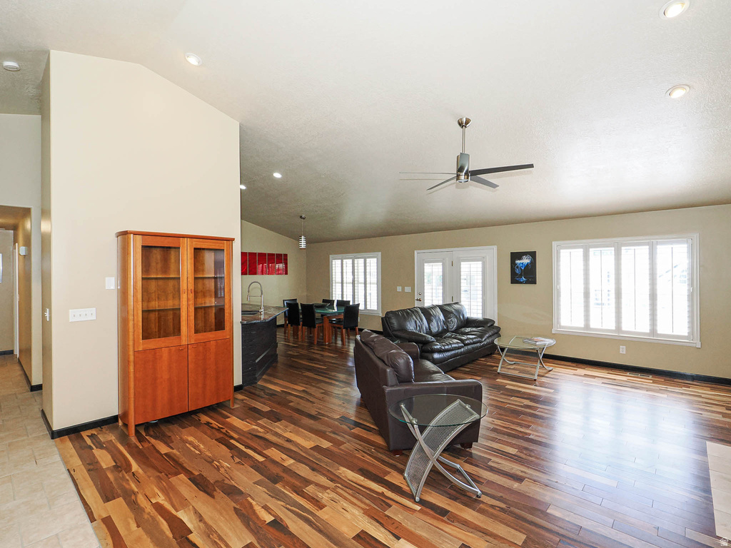 6289 S RIVER BLUFFS RD Murray, UT 84123
