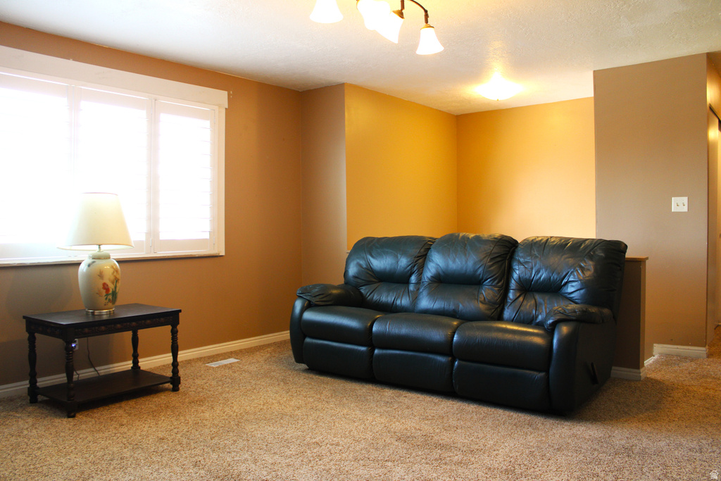 5202 S 2675 W Roy, UT 84067