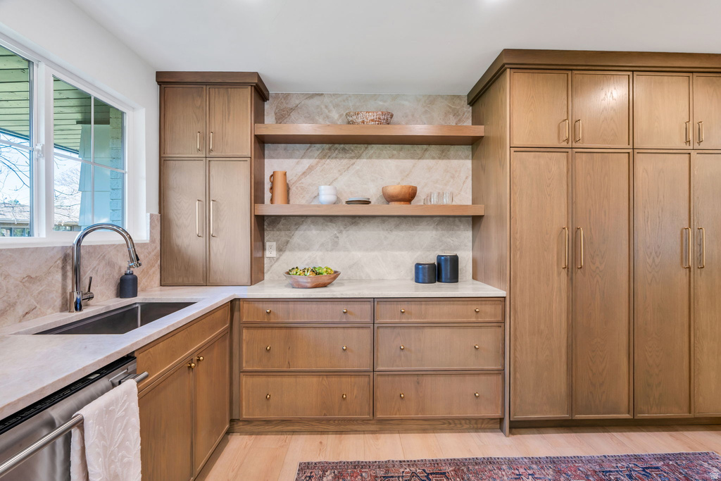 2050 E WILDWOOD DR Holladay, UT 84121