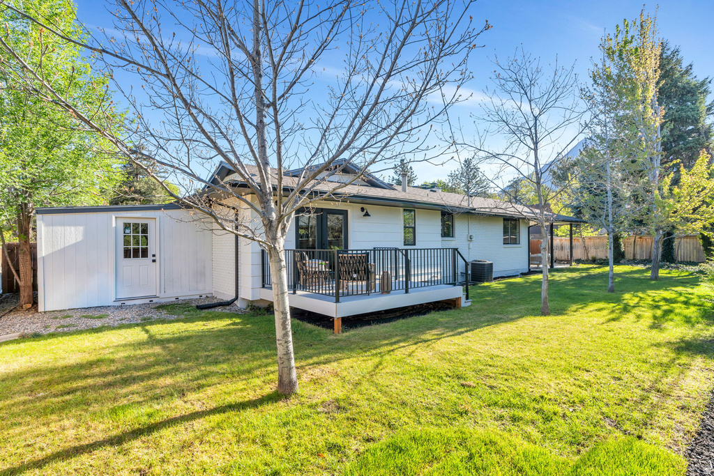 2050 E WILDWOOD DR Holladay, UT 84121