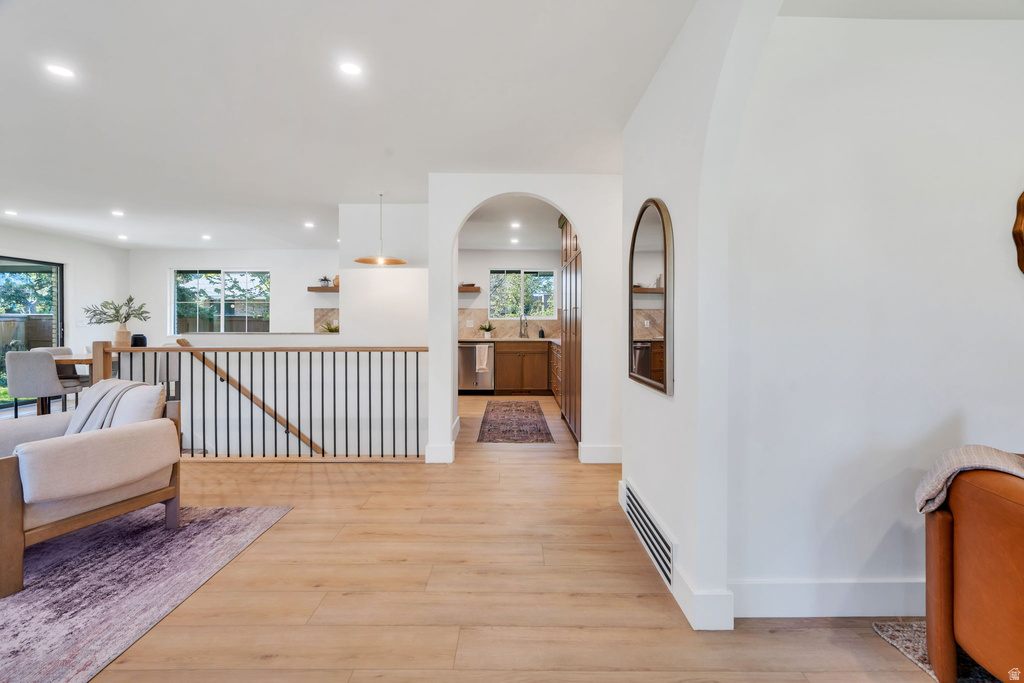 2050 E WILDWOOD DR Holladay, UT 84121