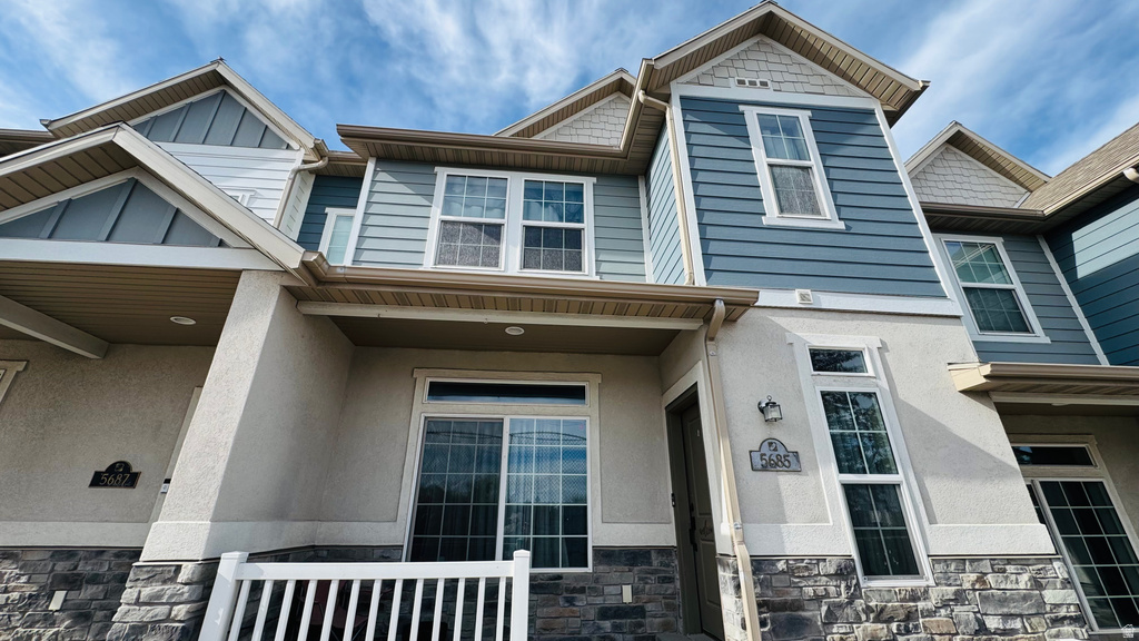 5685 W PELICAN LN West Valley City, UT 84118