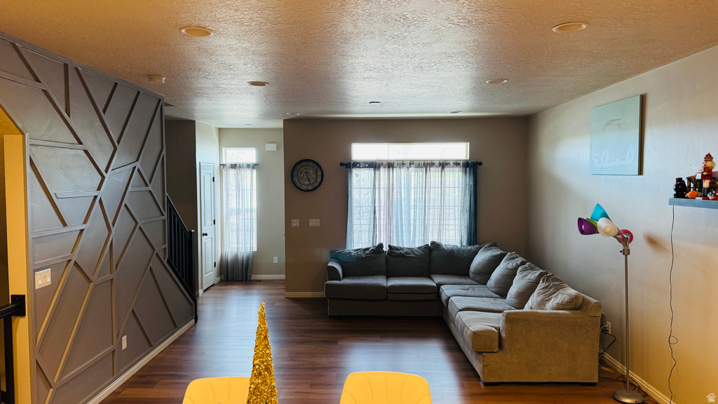 5685 W PELICAN LN West Valley City, UT 84118