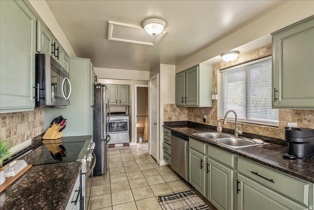6075 S 2125 W Roy, UT 84067