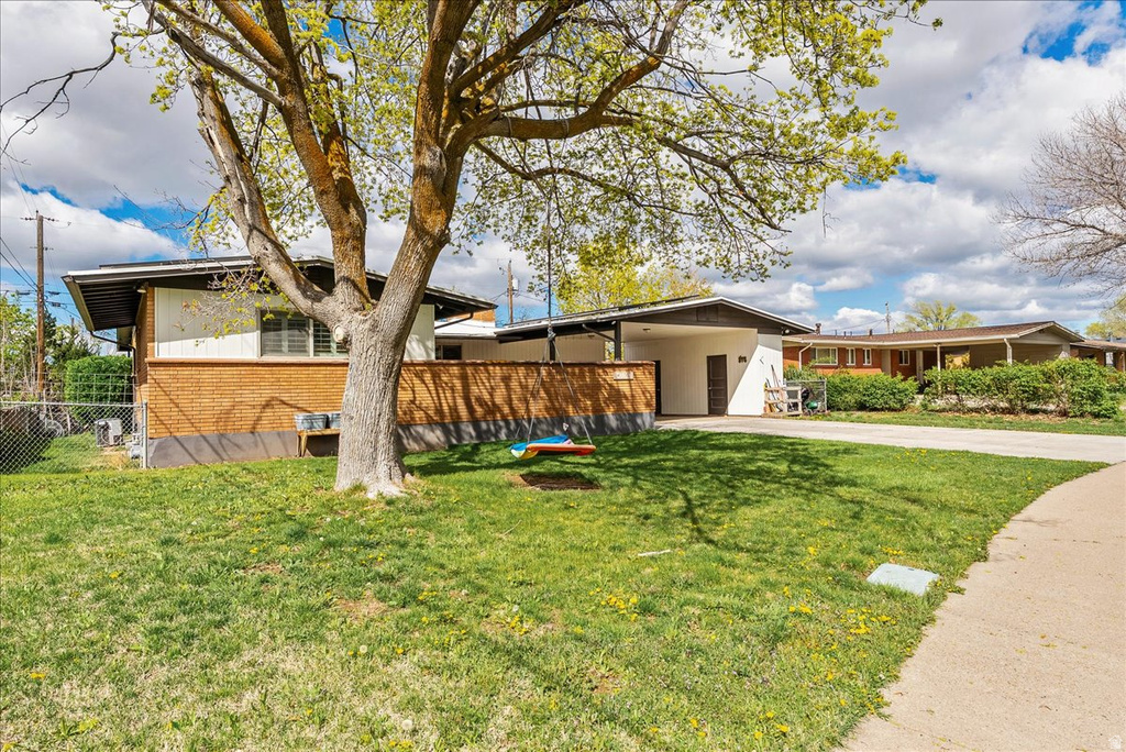6075 S 2125 W Roy, UT 84067