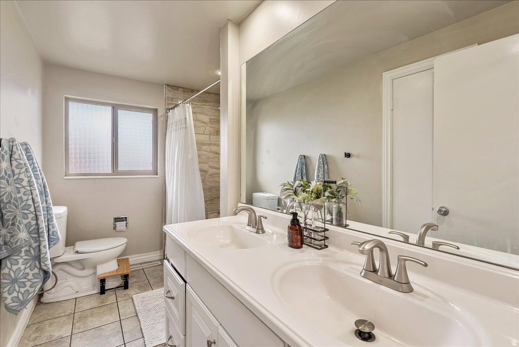 6075 S 2125 W Roy, UT 84067
