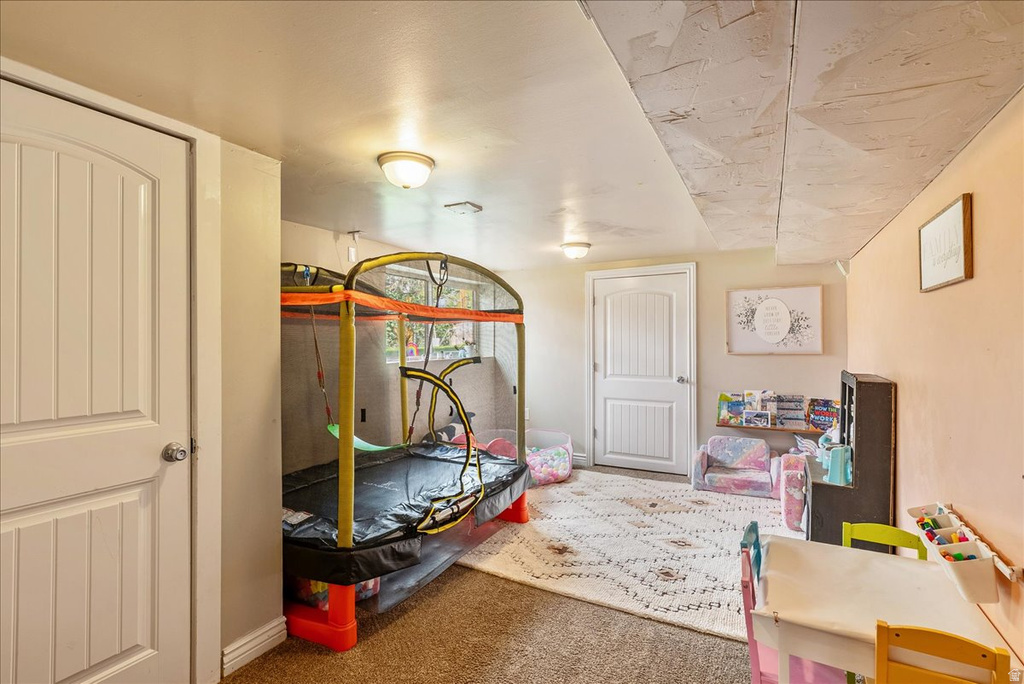 6075 S 2125 W Roy, UT 84067
