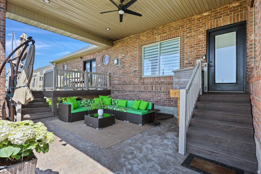 1909 CAMERON DR West Haven, UT 84401