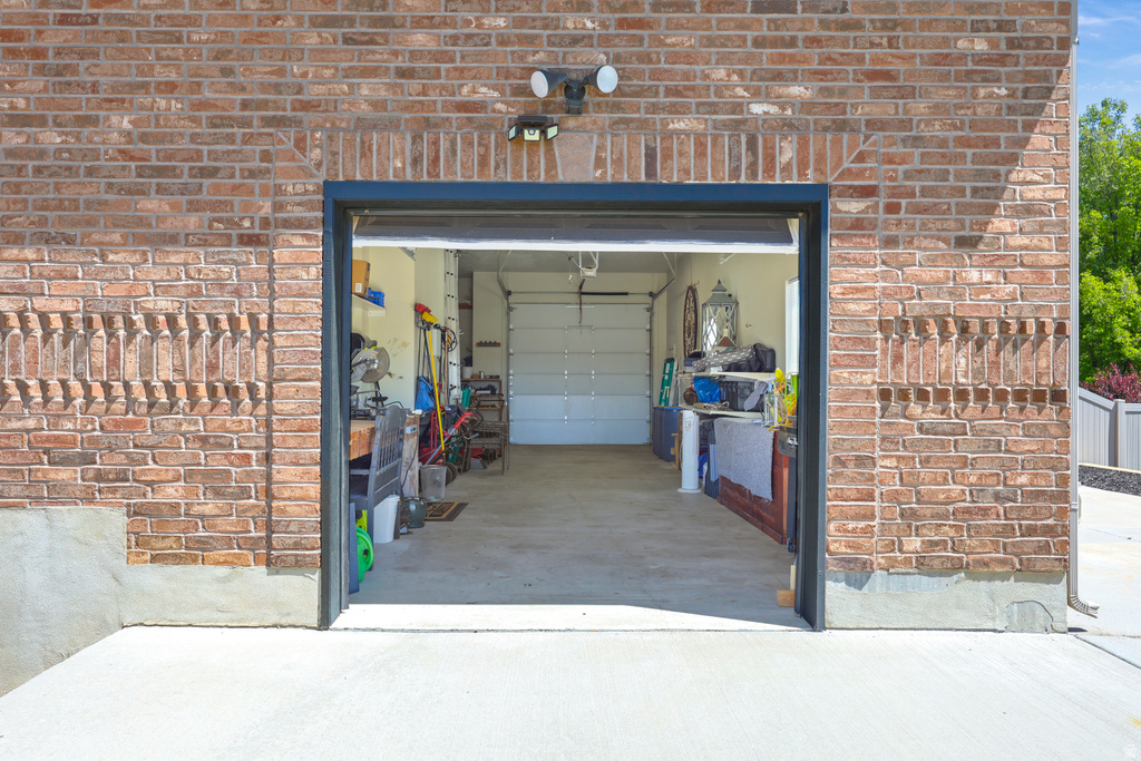 1909 CAMERON DR West Haven, UT 84401